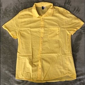 H&M button down shirt